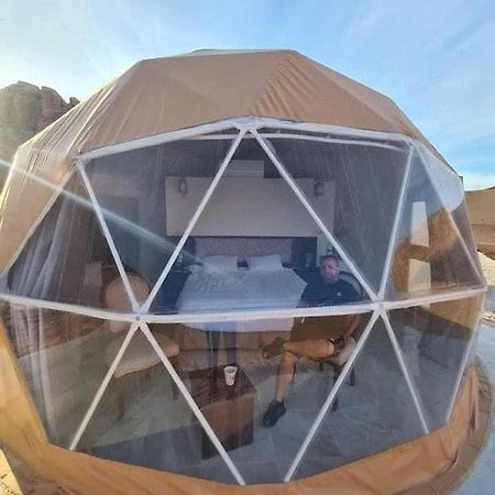 Bubble Tent & Luxury Camp Hotel Wadi Rum Bagian luar foto