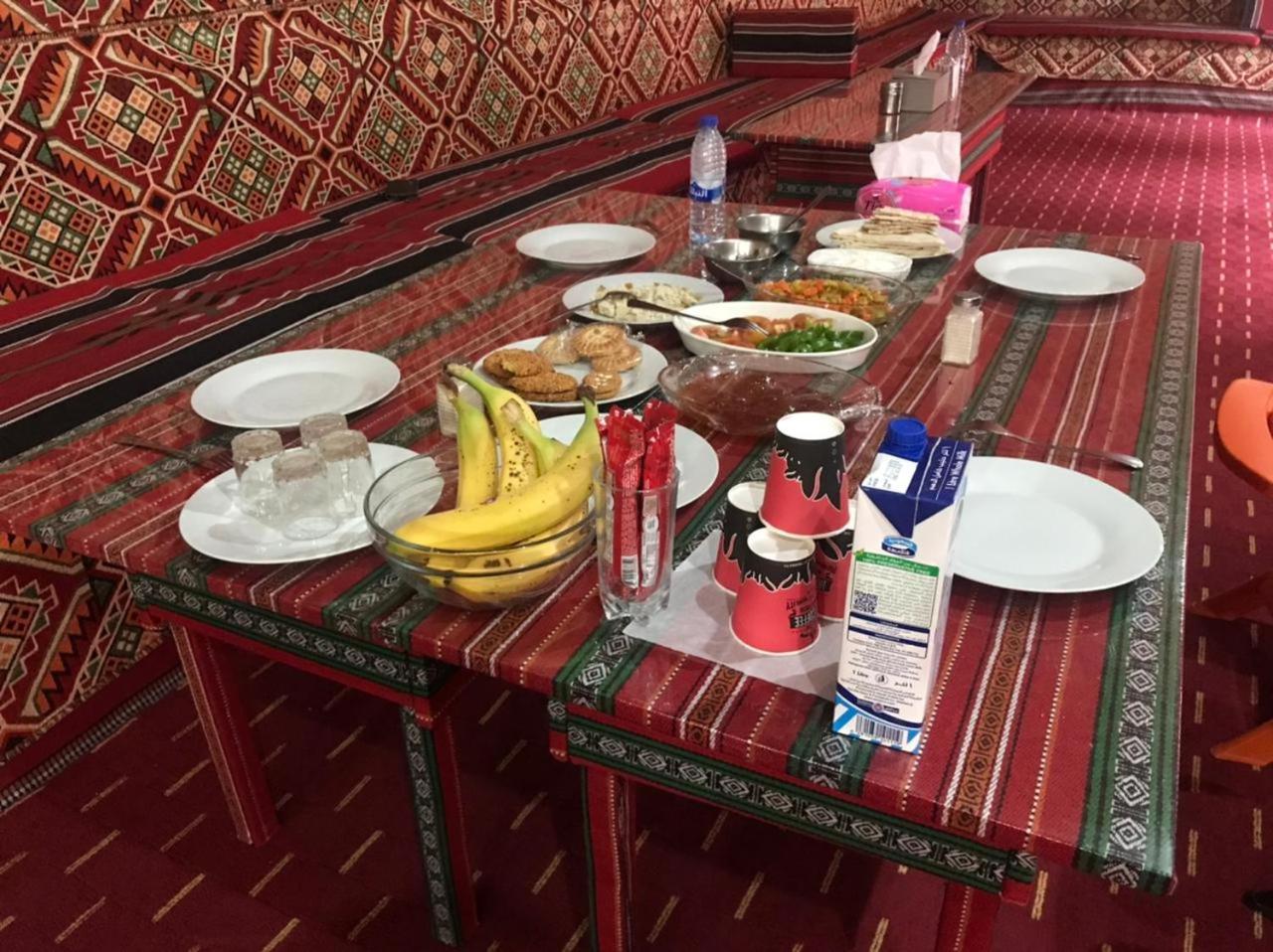 Bubble Tent & Luxury Camp Hotel Wadi Rum Bagian luar foto