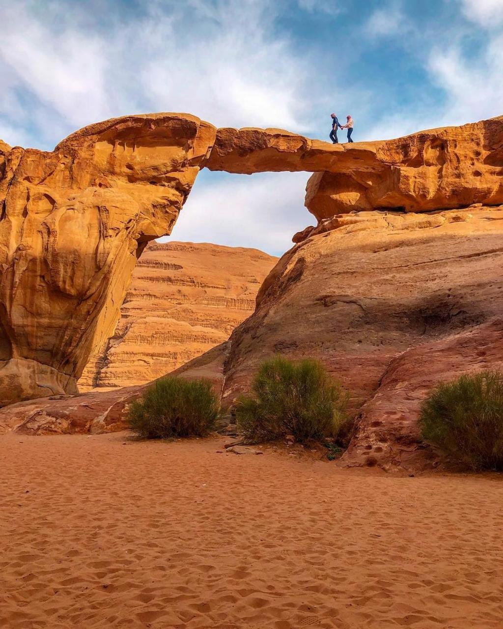 Bubble Tent & Luxury Camp Hotel Wadi Rum Bagian luar foto